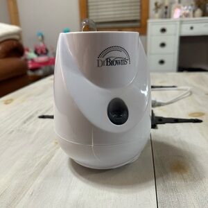 Dr. Brown's White Bottle Warmer